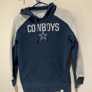 Dallas Cowboys sweatshirt